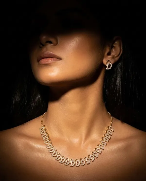 Silver_Alloy_Crystal_Heart_Motif_Necklace_Set_For_Women