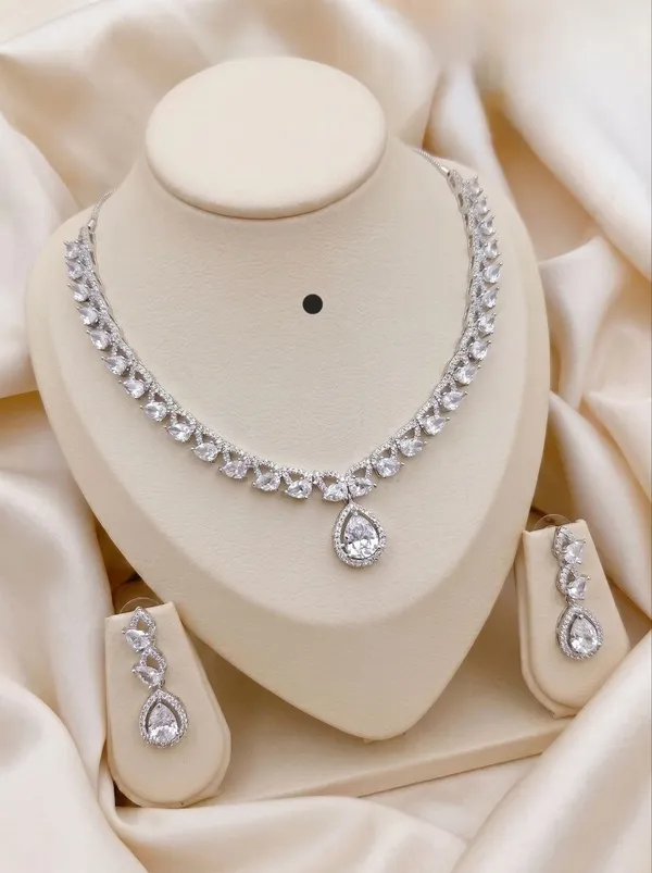 Silver_Alloy_Cubic_Zirconia_Teardrop_Pendant_Necklace_Set_For_Women