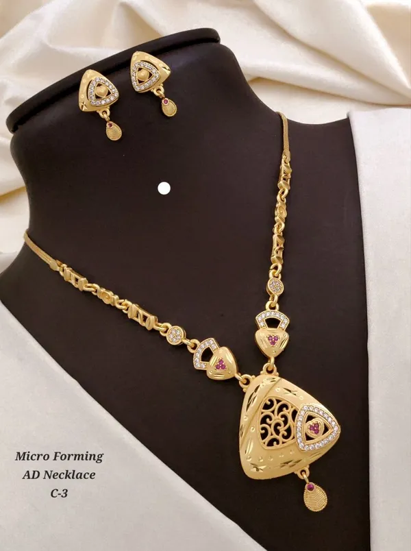 Gold_Plated_Alloy_Pink_Ad_Stone_Filigree_Necklace_Set_For_Women