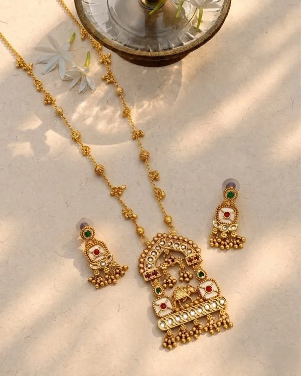 Gold_Plated_Alloy_Temple_Elephant_Pendant_Necklace_Set_With_Earrings