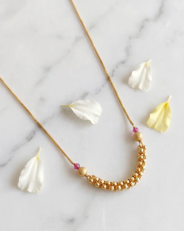 Gold_Plated_Alloy_Ruby_Beaded_Chain_Necklace_For_Women