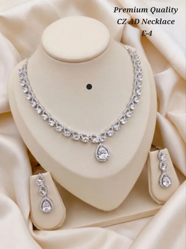 Silver_Alloy_Cubic_Zirconia_Teardrop_Pendant_Necklace_Set_For_Women