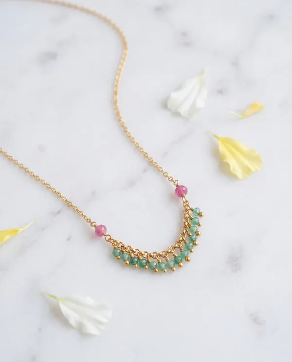 Green_Alloy_Beaded_Necklace_For_Women