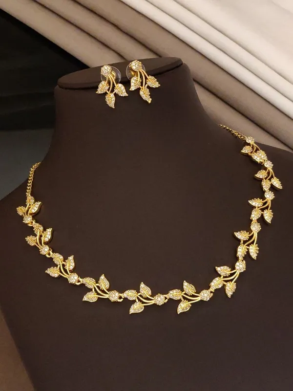 Gold_Plated_Alloy_Butterfly_Leaf_Motif_Necklace_Set_For_Women