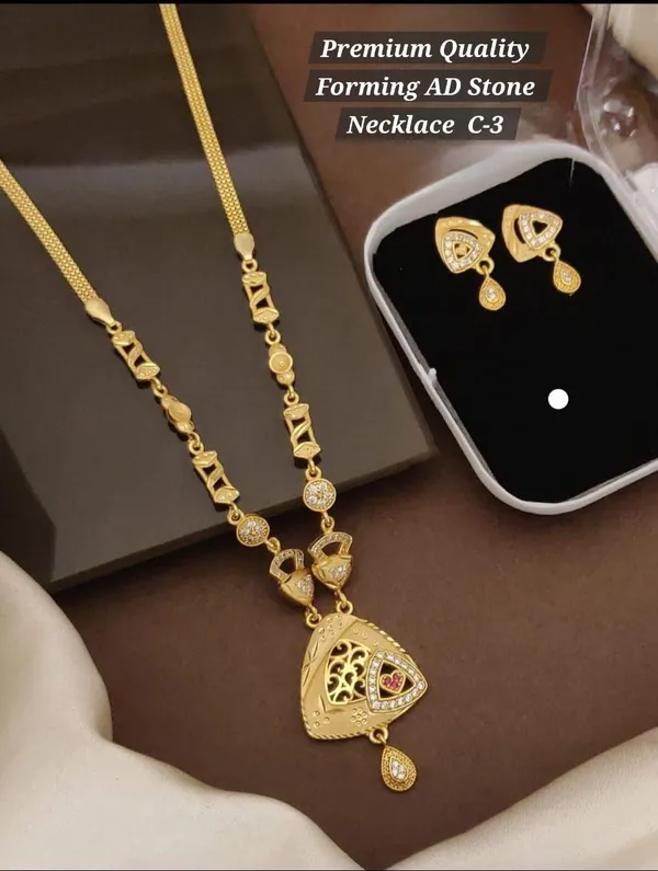 Gold_Plated_Alloy_Pink_Ad_Stone_Filigree_Necklace_Set_For_Women