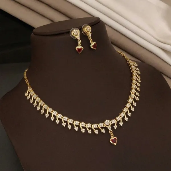Gold_Alloy_White_Stone_Heart_Pendant_Necklace_Set_For_Women