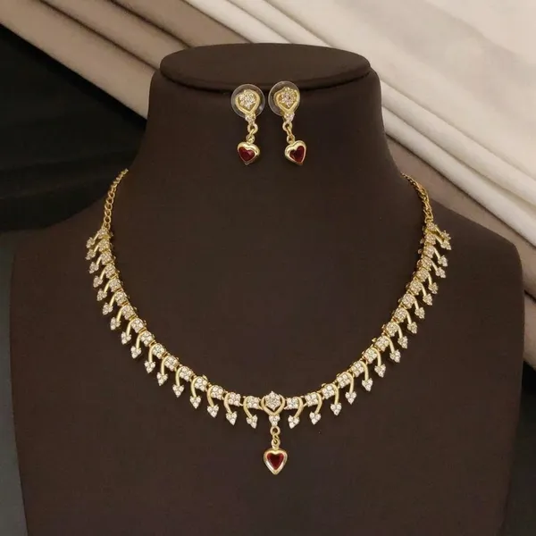 Gold_Alloy_White_Stone_Heart_Pendant_Necklace_Set_For_Women