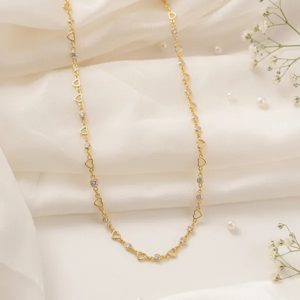 Gold_Alloy_Heart_Charm_Crystal_Chain_Necklace_For_Women