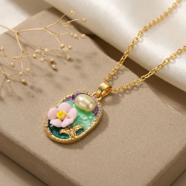 Green_Gold_Alloy_Floral_Enamel_Oval_Pendant_Necklace_For_Women