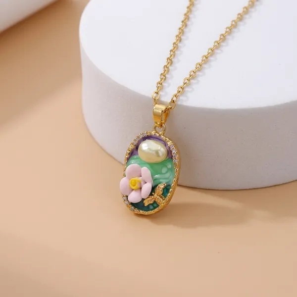 Green_Gold_Alloy_Floral_Enamel_Oval_Pendant_Necklace_For_Women
