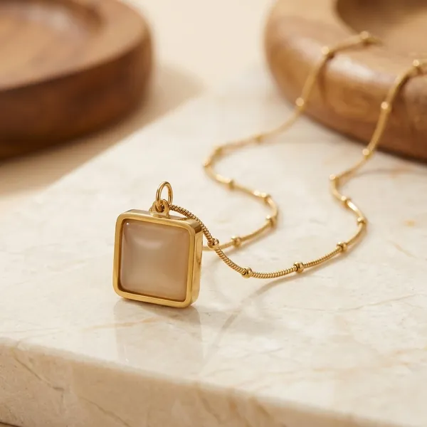 Gold_Plated_Alloy_Minimalist_Square_Pendant_Necklace_For_Women