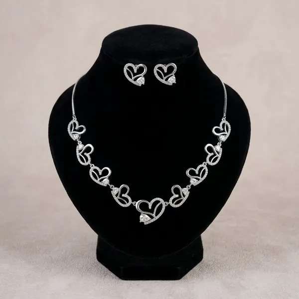 Silver_Alloy_Crystal_Heart_Link_Necklace_Set_For_Women