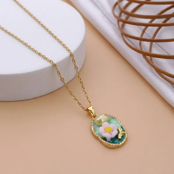Green_Alloy_Enamel_Floral_Oval_Pendant_Necklace_For_Women