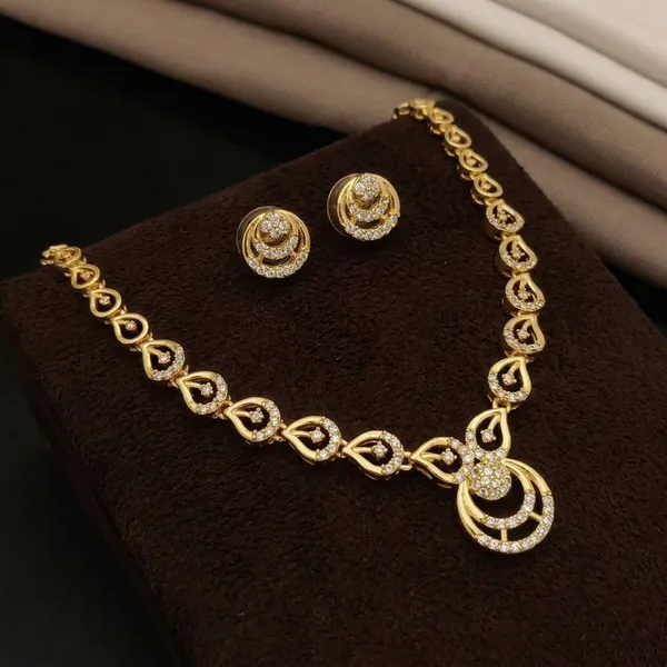 Gold_Alloy_Cubic_Zirconia_Crescent_Necklace_Set_For_Women