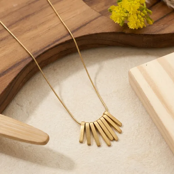 Gold_Alloy_Geometric_Sunburst_Bar_Pendant_Necklace_For_Women