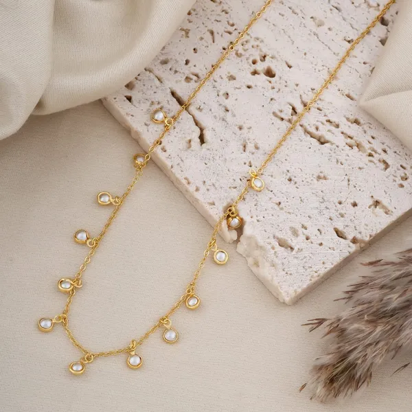 Gold_Plated_Alloy_Pearl_Charm_Necklace_For_Women