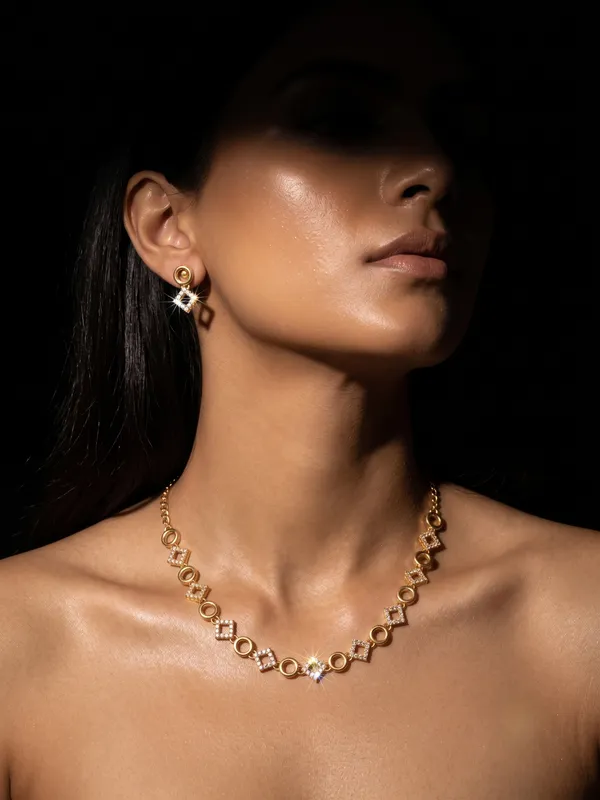 Gold_Alloy_Diamond_Motif_Necklace_Set_With_Earrings_For_Women
