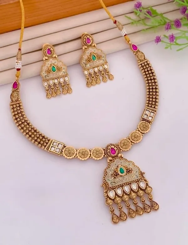 Gold_Plated_Alloy_Kundan_Meenakari_Necklace_Set_With_Earrings_For_Women