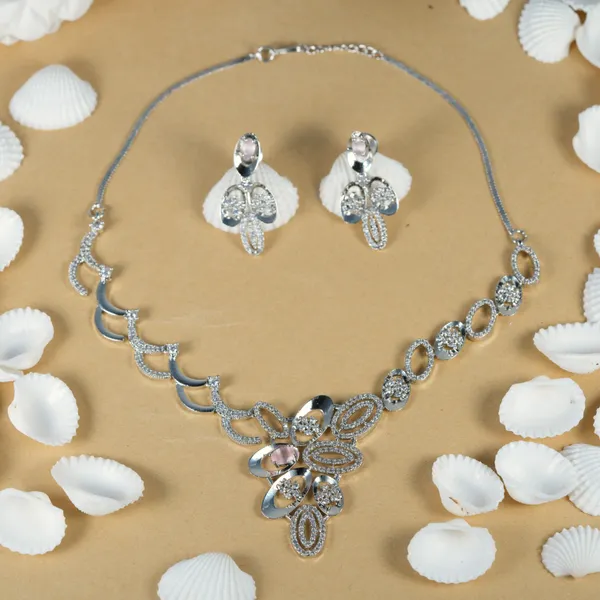 Silver_Alloy_Crystal_Floral_Necklace_Set_With_Earrings_For_Women