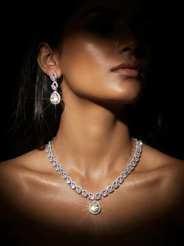 Silver_Alloy_Cubic_Zirconia_Teardrop_Pendant_Necklace_Set_For_Women