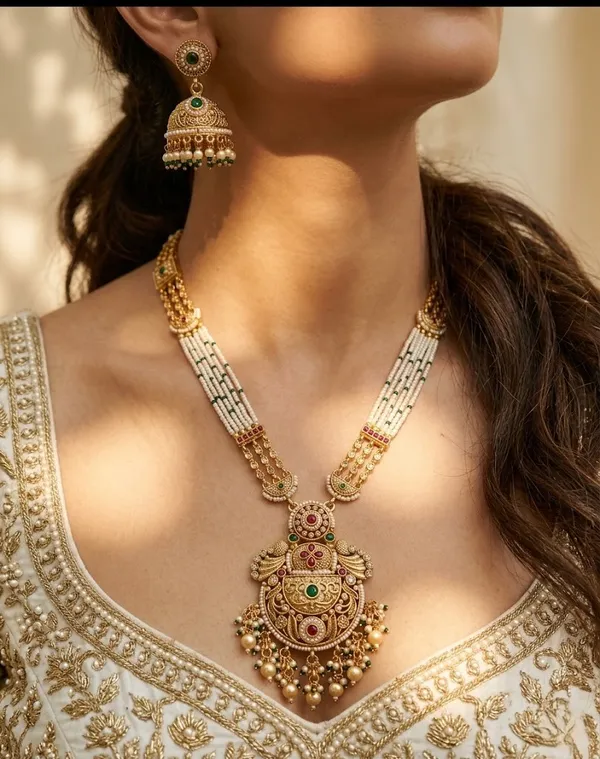 Antique_Gold_Plated_Alloy_Pearl_Beaded_Necklace_Set_With_Jhumkas