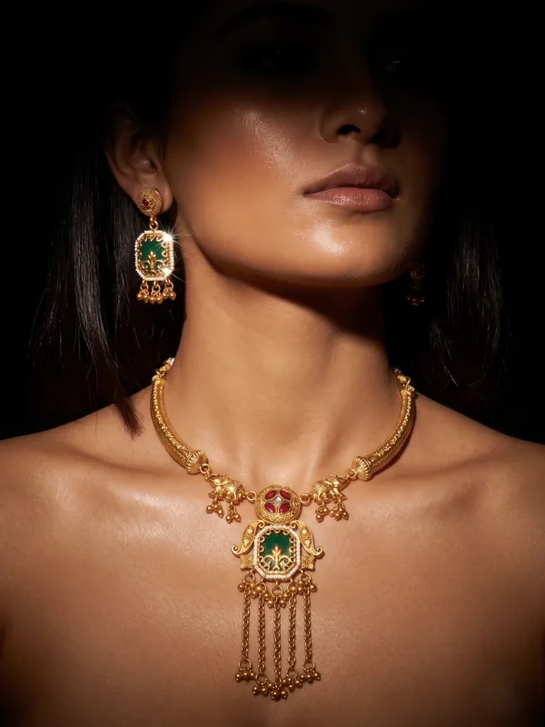 Gold_Alloy_Green_Stone_Choker_Necklace_Set_With_Earrings_For_Women