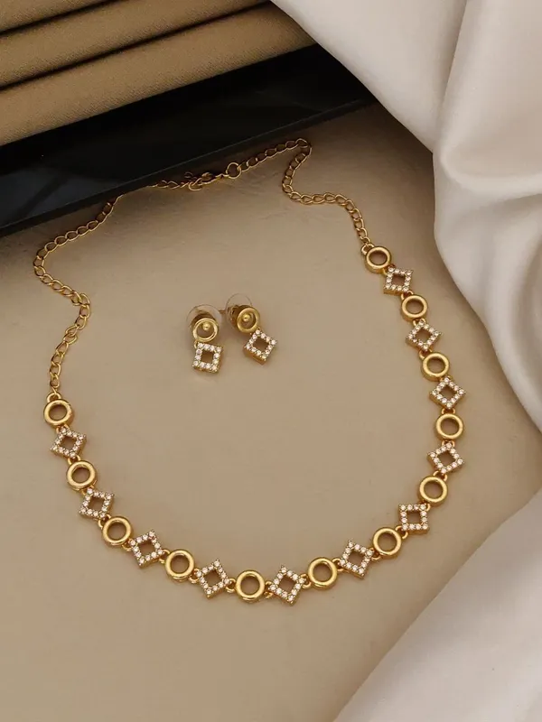 Gold_Alloy_Diamond_Motif_Necklace_Set_With_Earrings_For_Women