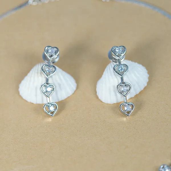 Silver_Alloy_Heart_Shaped_Crystal_Necklace_Set_With_Earrings