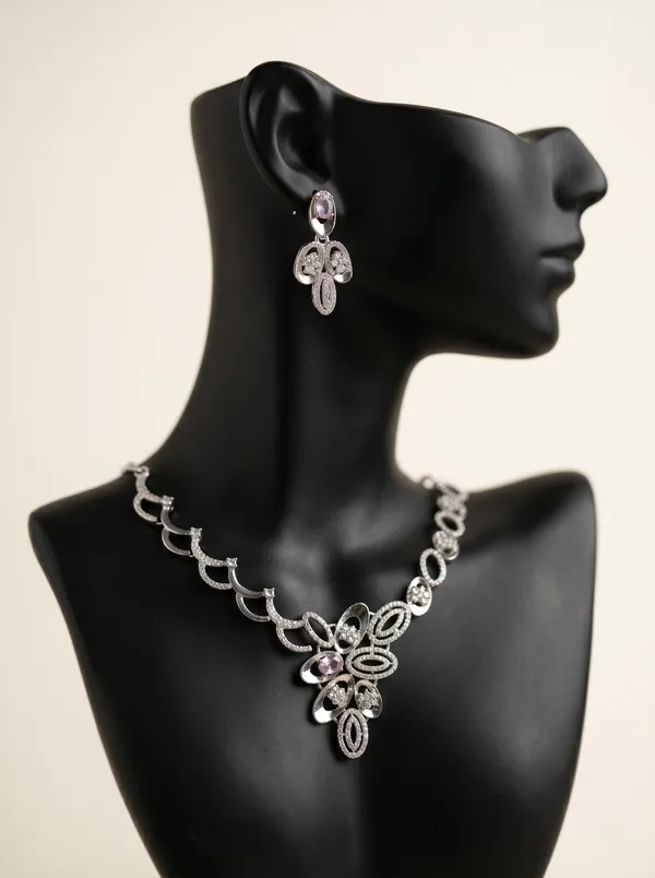 Silver_Alloy_Crystal_Floral_Necklace_Set_With_Earrings_For_Women