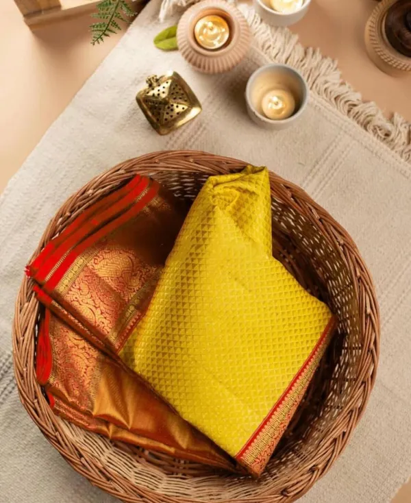 Yellow_Soft_Silk_Saree_With_Unstitched_Blouse_For_Women