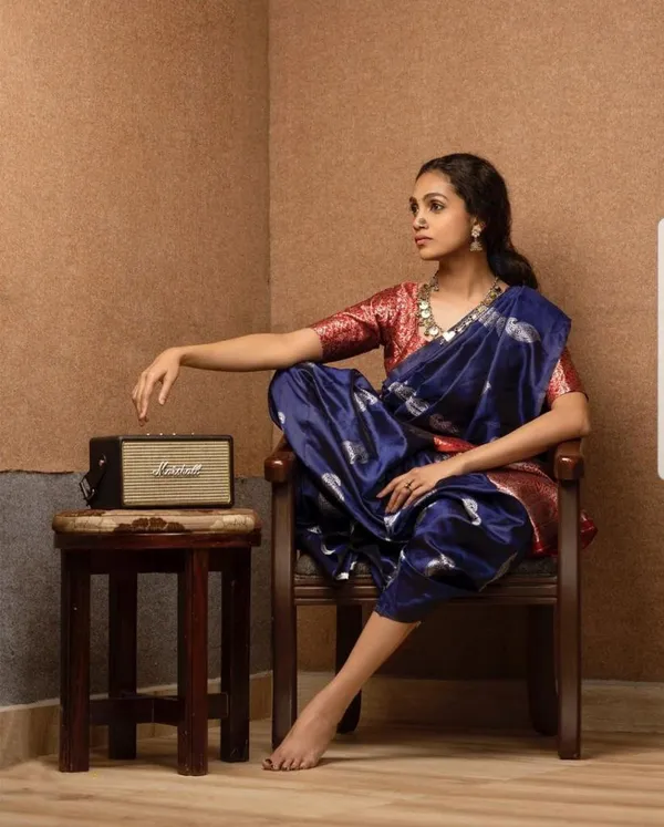Blue_Pink_Soft_Silk_Saree_With_Unstitched_Blouse_For_Women