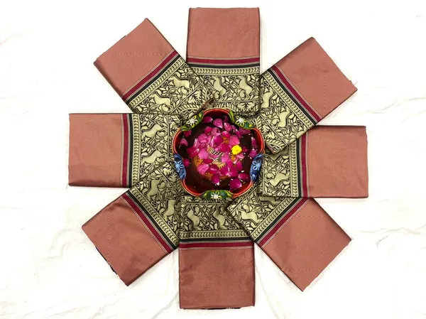 Deep_Magenta_Wine_Soft_Silk_Saree_With_Unstitched_Blouse_For_Women