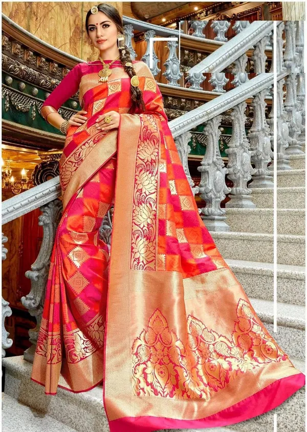 Pink_Silk_Saree_With_Unstitched_Blouse_For_Women