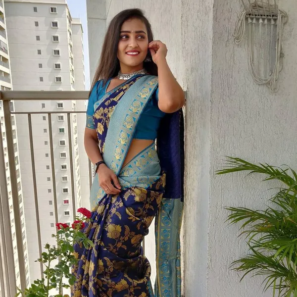 Deep_Purpule_Soft_Silk_Saree_With_Unstitched_Blouse_For_Women