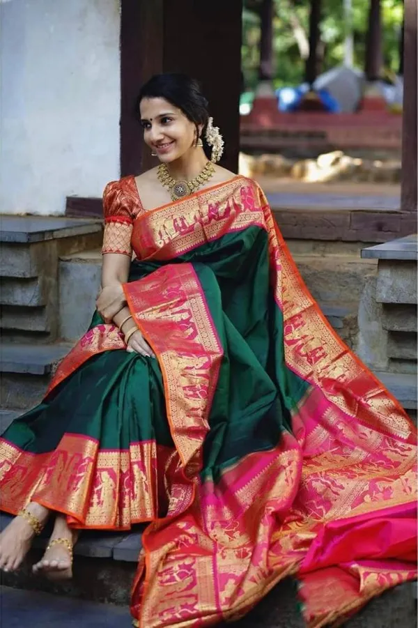 Green_Pink_Soft_Silk_Saree_With_Unstitched_Blouse_For_Women