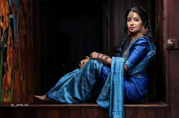 Blue_Soft_Silk_Saree_With_Unstitched_Blouse_For_Women