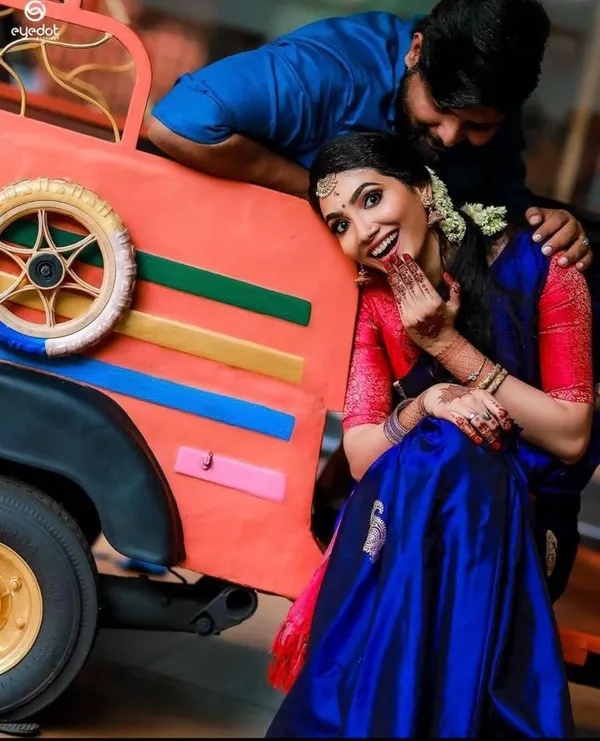 Blue_Pink_Soft_Silk_Saree_With_Unstitched_Blouse_For_Women