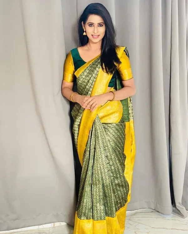 Yellow_Soft_Silk_Saree_With_Unstitched_Blouse_For_Women