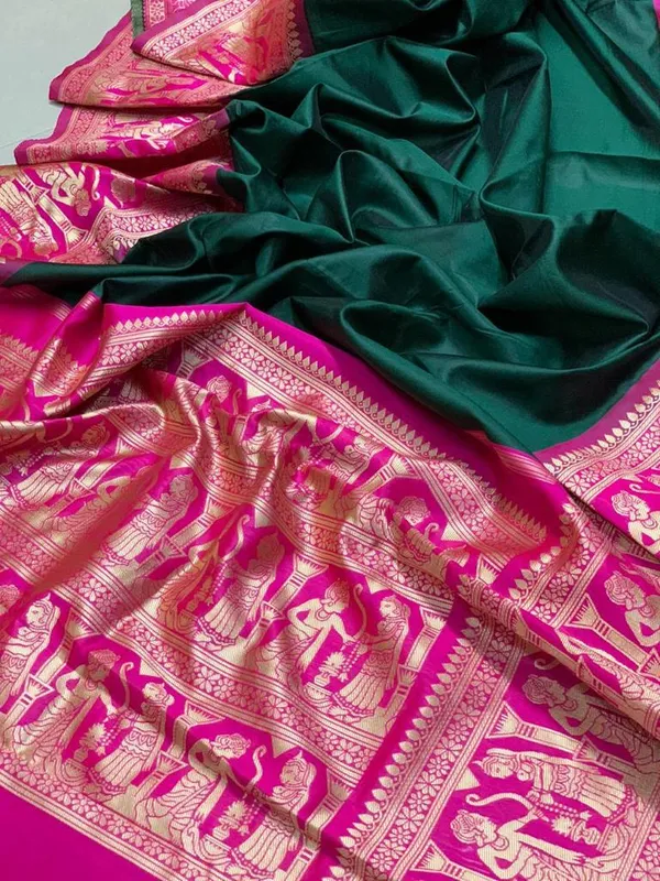 Green_Pink_Soft_Silk_Saree_With_Unstitched_Blouse_For_Women
