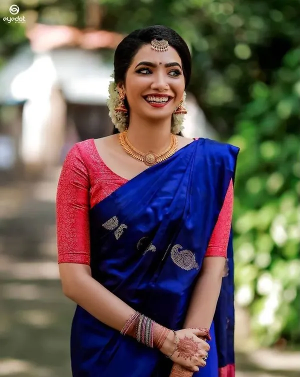 Blue_Pink_Soft_Silk_Saree_With_Unstitched_Blouse_For_Women