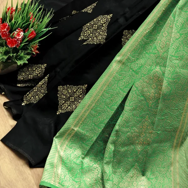 Black_And_Mint_Green_Soft_Silk_Saree_With_Unstitched_Blouse_For_Women