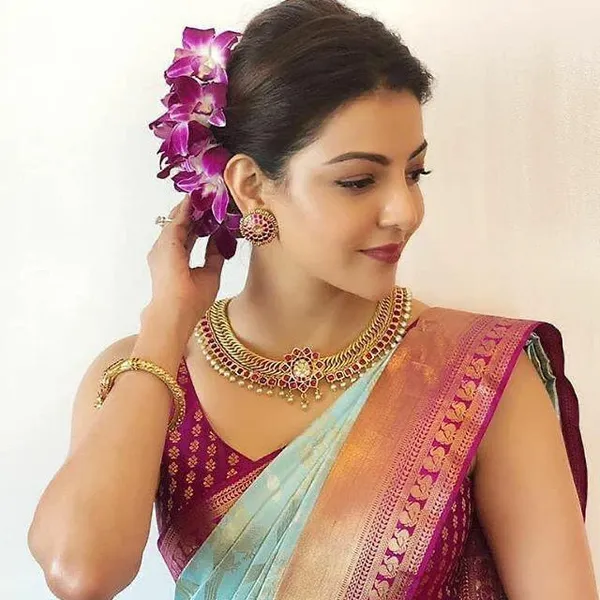 Skyblue_Maroon_Soft_Silk_Saree_With_Unstitched_Blouse_For_Women