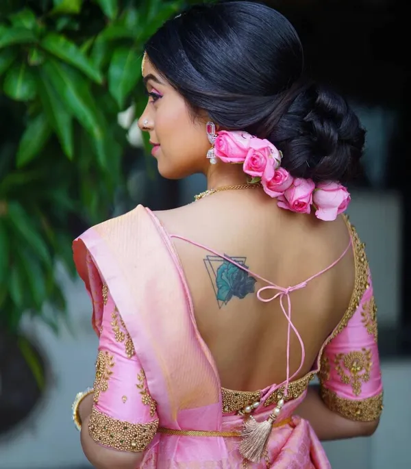 Pink_Soft_Silk_Saree_With_Unstitched_Blouse_For_Women