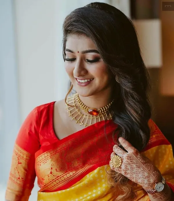 Yellow_Red_Soft_Silk_Saree_With_Unstitched_Blouse_For_Women