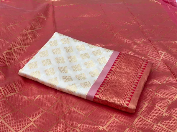 Cream_Red_Soft_Silk_Saree_With_Unstitched_Blouse_For_Women