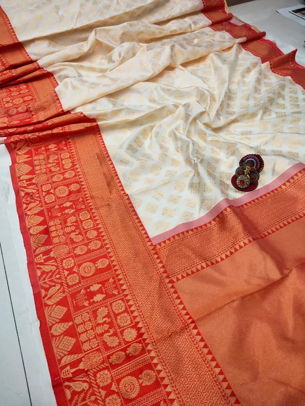 Cream_Red_Soft_Silk_Saree_With_Unstitched_Blouse_For_Women
