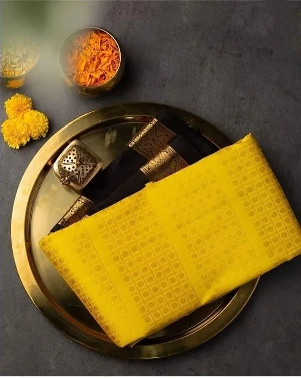 Yellow_Black_Soft_Silk_Saree_With_Unstitched_Blouse_For_Women