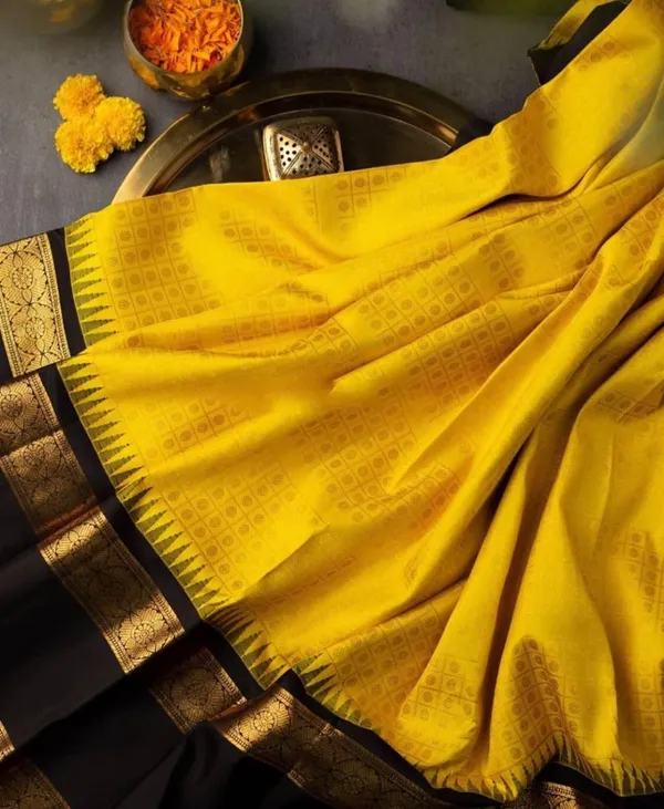 Yellow_Black_Soft_Silk_Saree_With_Unstitched_Blouse_For_Women