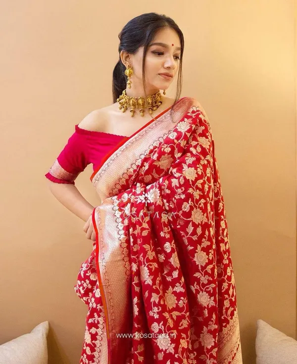 Red_Soft_Silk_Saree_With_Unstitched_Blouse_For_Women