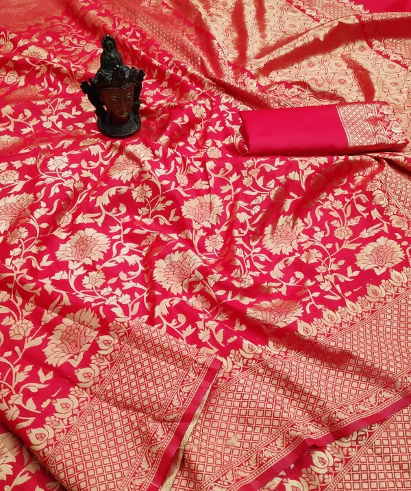 Red_Soft_Silk_Saree_With_Unstitched_Blouse_For_Women